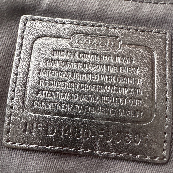 Coach Signature CrossBody Bag - Picture 6 of 6